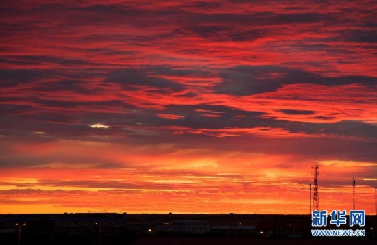 �»�����Ƭ���������أ����ɹţ���2014��6��9�� ���ɹŶ��������г��֡������ơ����� 6��9�հ��������ɹŶ��������Ͽճ��֡������ơ����ۣ�ӳ����ʡ� �»��緢�������̣�