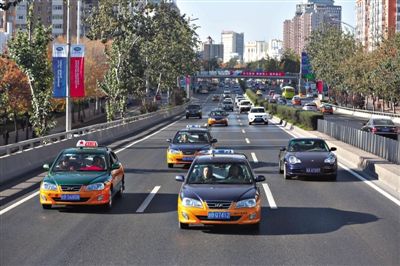 ��������2ʱ30��������������·��Ԫ����ʻͨ����A10-A11����Ӱ/�¾������� ������ ��Ұ