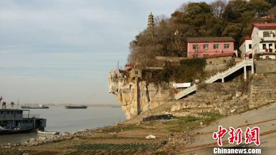 ۶����ˮλ�½���¶�ӵ̡��������˵أ�ͼ��